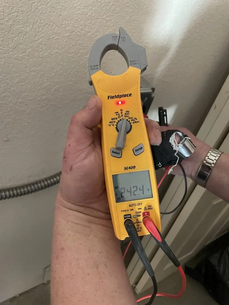 Voltage testing with clamp meter during Generator Installation in Manheim